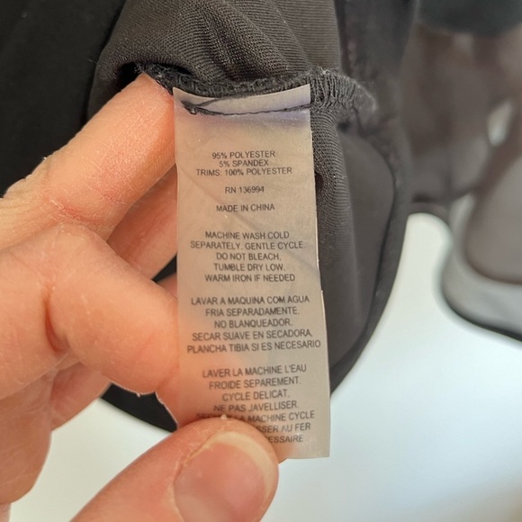 FREE with any purchase- Black off the shoulder Sheer Flare Sleeves SZ M - Picture 5 of 6